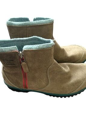 Sorel meadow zip up waterproof suede boots